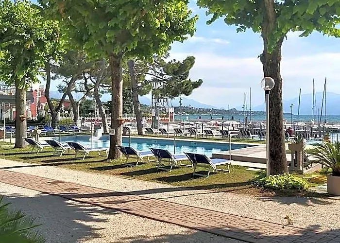 Villaggio Turistico Dei Tigli